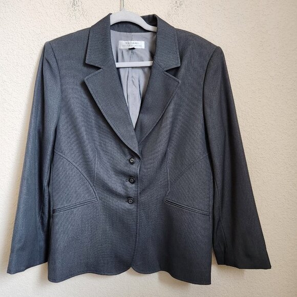 Tahari Blazer Women Size 16 Large Gray Stretch Knit 3 Buttons Modern Cut - Picture 13 of 13